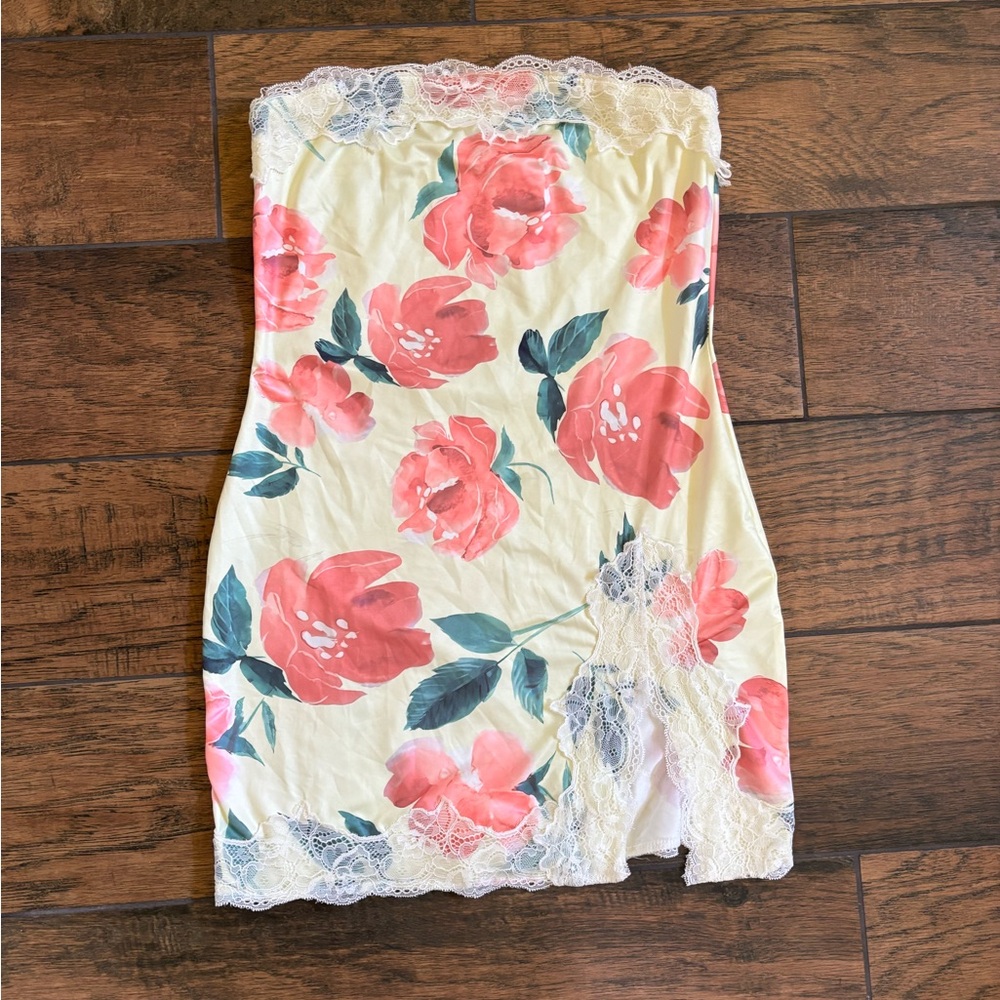 Floral Lace Trim Dress